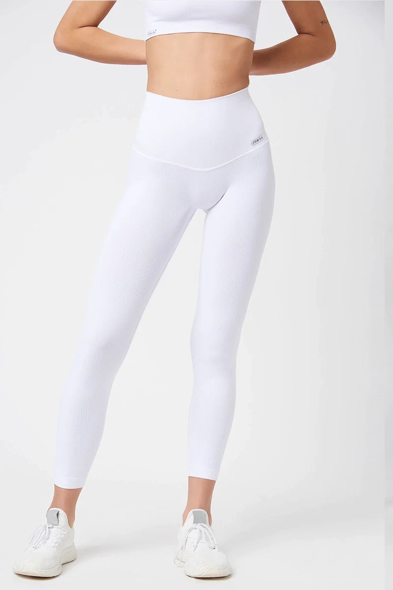 Best Yoga Shorts for Deep Stretching -Leggings CALIPSO Bianco Costine