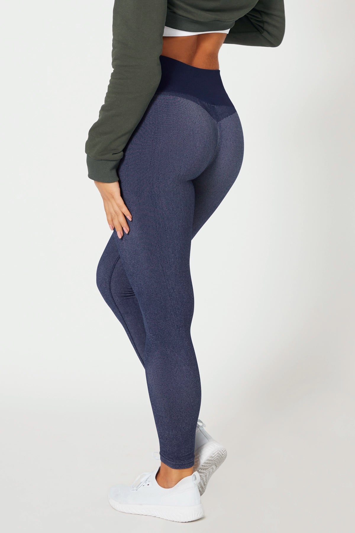 Yoga Shorts for Comfort and Style -Leggings Confidence Blu Denim