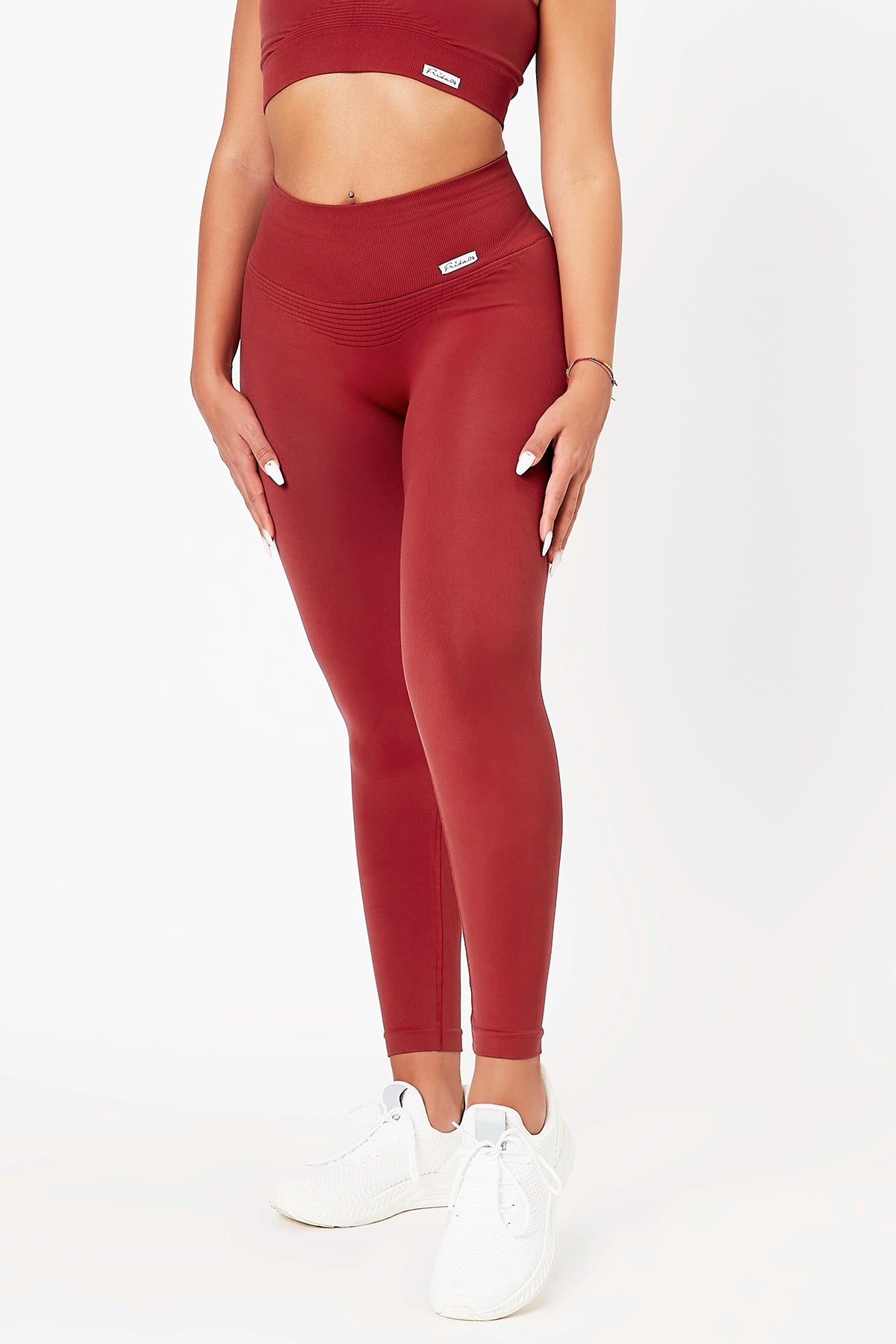 Women's Yoga Shorts for Flexibility and Mobility -Leggings Confidence Rouge
