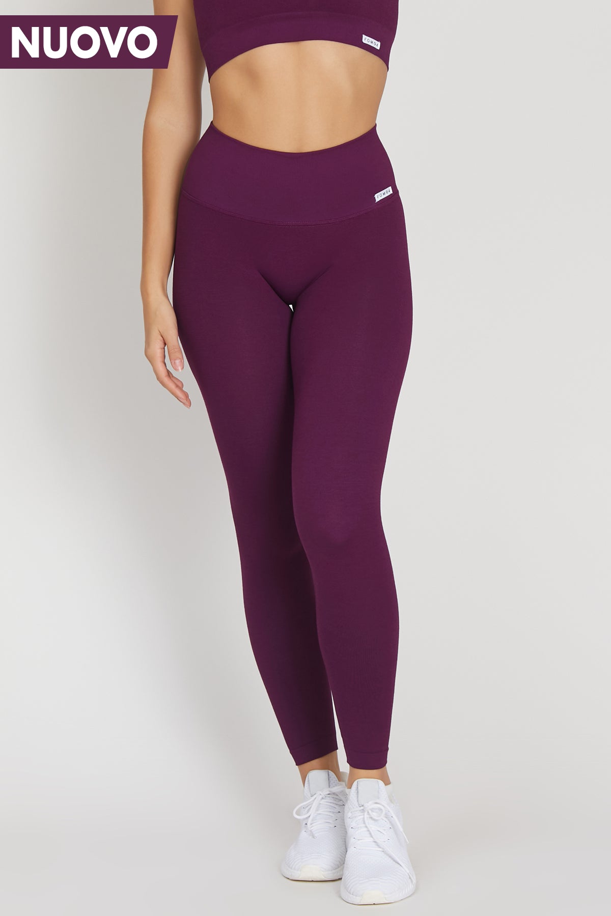 Yoga Shorts for Comfort and Flexibility -Leggings Essence BambùFIR Dark Purple