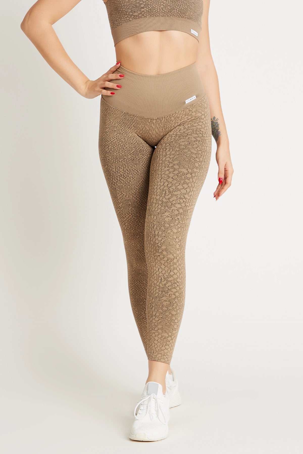 Yoga Shorts for Maximum Comfort -Leggings Jungle Pitone Roccia
