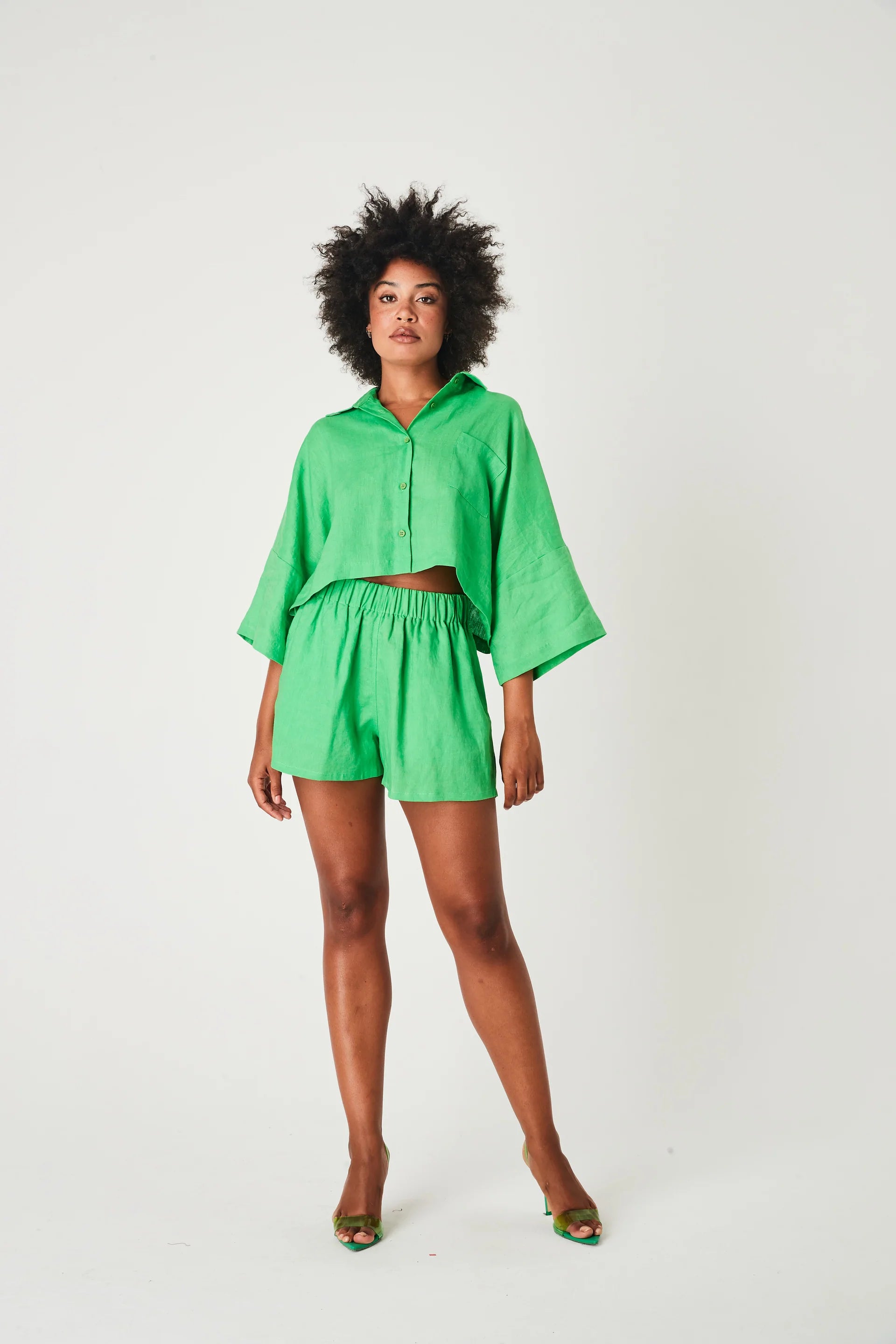 High-Waisted Yoga Shorts for Easy Movement -LINEN SHORTS - GREEN