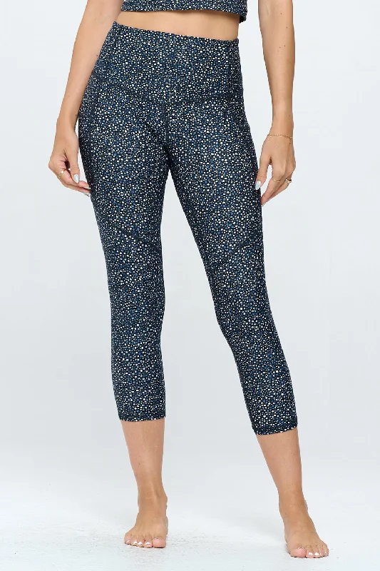 Yoga Pants for Gentle Poses -Liz Capri - Navy Cream Secuence w Pockets Capri