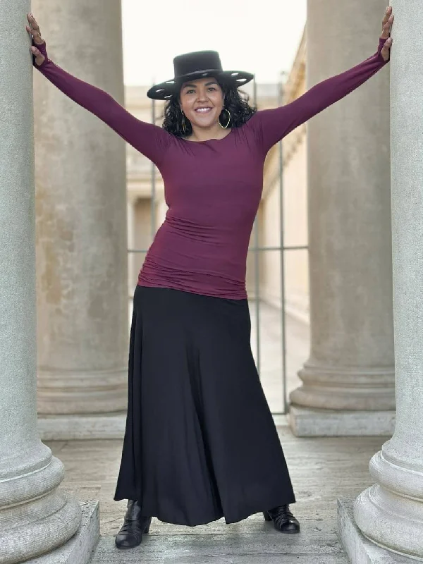 V-Neck Yoga Tops for Comfort -Long Sleeve Boatneck Top
