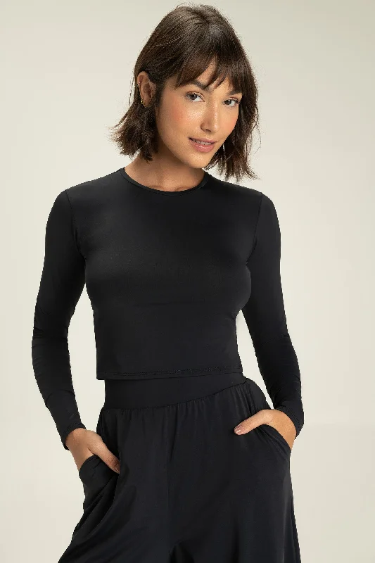 Yoga Tops for Studio and Gym Workouts -Long Sleeve Crop Top