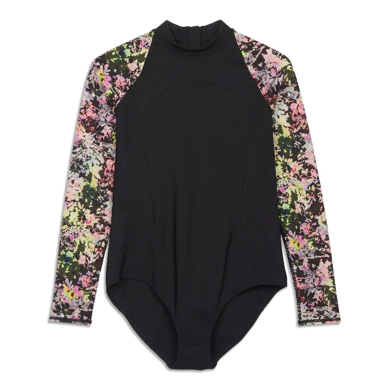Women's Yoga Tops with Seamless Construction -Long-Sleeve Zip-Back Paddle Suit