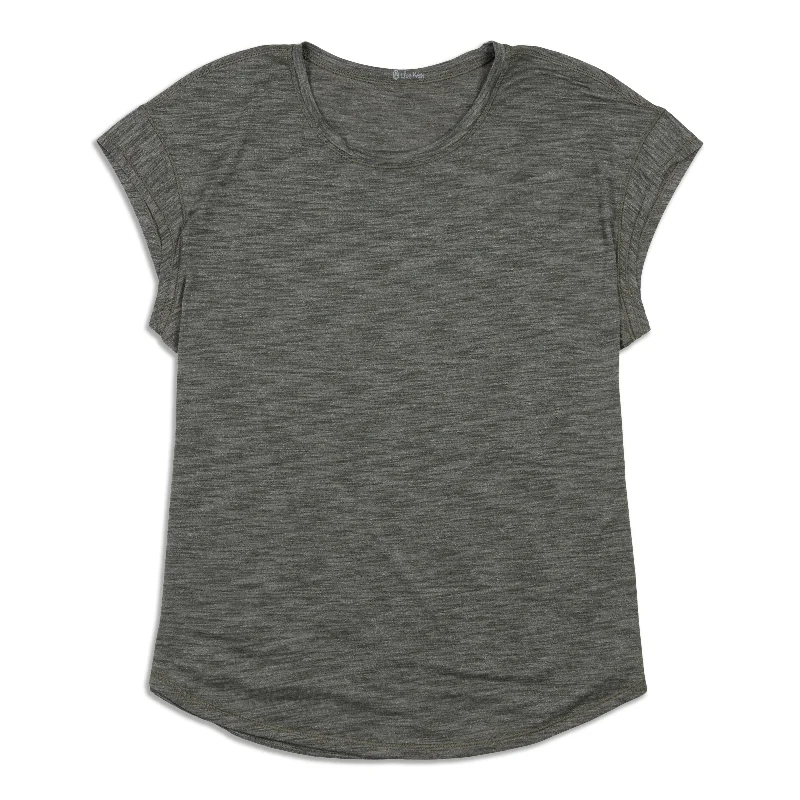 Yoga Tops for Flexibility and Endurance Training -Lost In Pace Short Sleeve Shirt - Resale