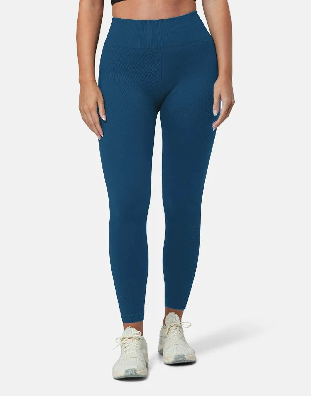 Yoga Bar with Antioxidants for Better Recovery -Lotus Chevron 7/8 Leggings in Petrol Blue