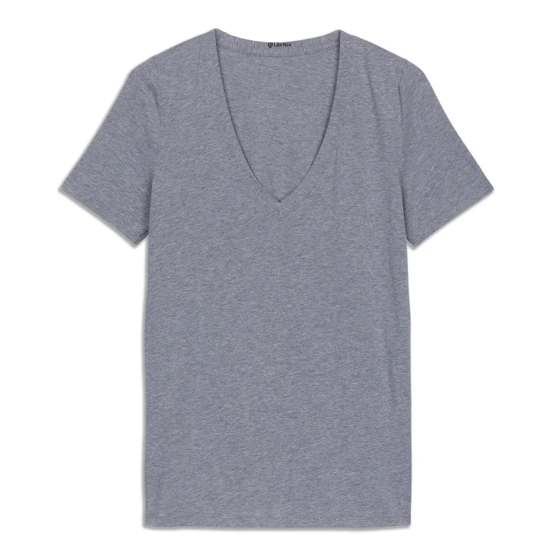 Women's Yoga Tops for Running and Yoga -Love T-Shirt - Resale