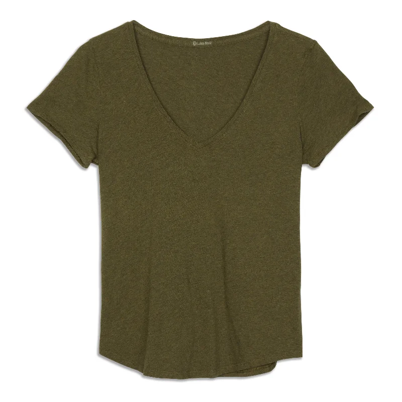 Yoga Tops for Stretch and Flexibility -Love T-Shirt - Resale
