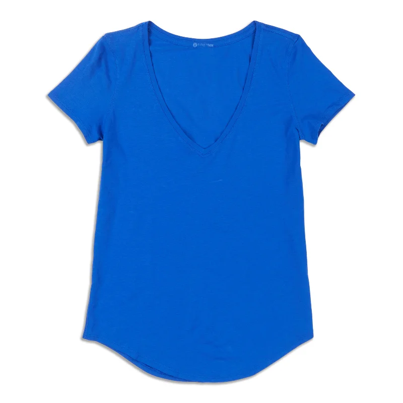 Yoga Tops for Strength Training and Poses -Love V-Neck Shirt - Resale