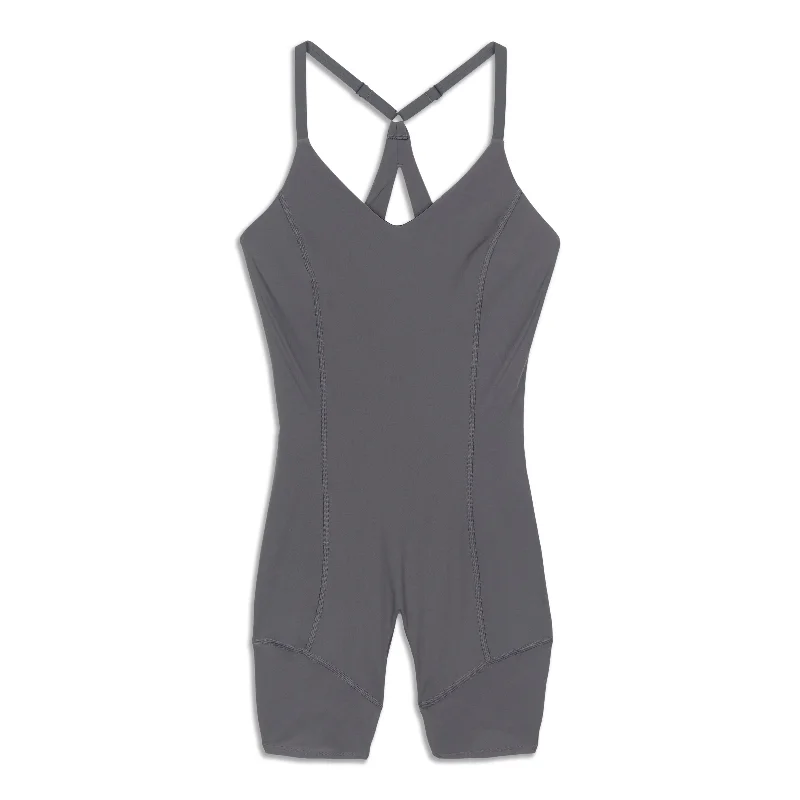 Yoga Tops with Relaxed Fit for Movement -lululemon Lab And One-Piece - Resale