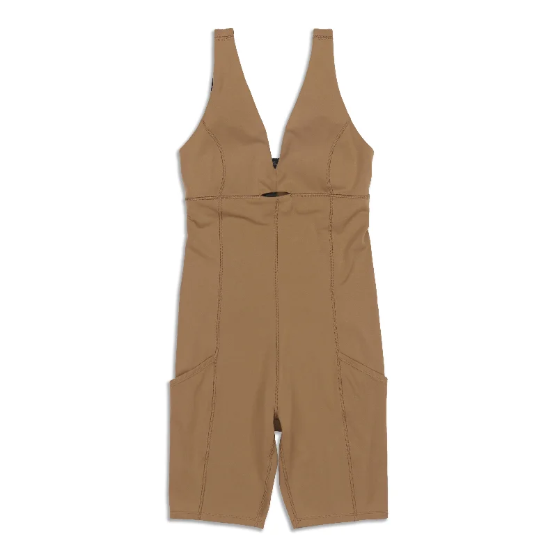 Yoga Tops for Hot Yoga and Intense Sessions -lululemon Lab Studio Bodysuit - Resale