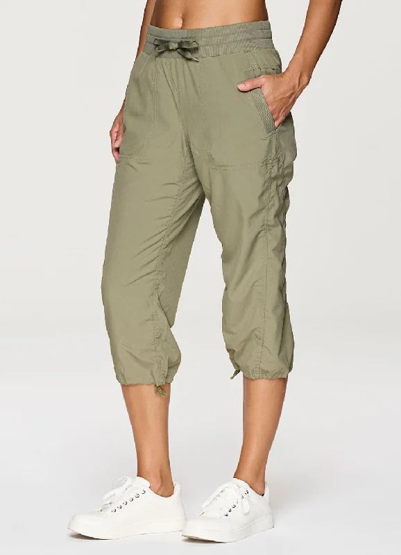 High Performance Yoga Pants -Lumen Lightweight Capri Pant