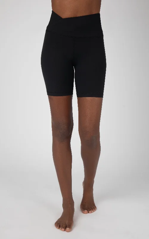 Yoga Shorts for Easy Posture and Stretch -Lux Nola Crossover Waist 7" Bike Short