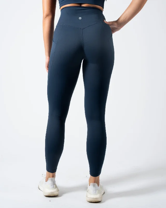 Yoga Pants for Gentle Poses -Lux Pace Leggings - Navy