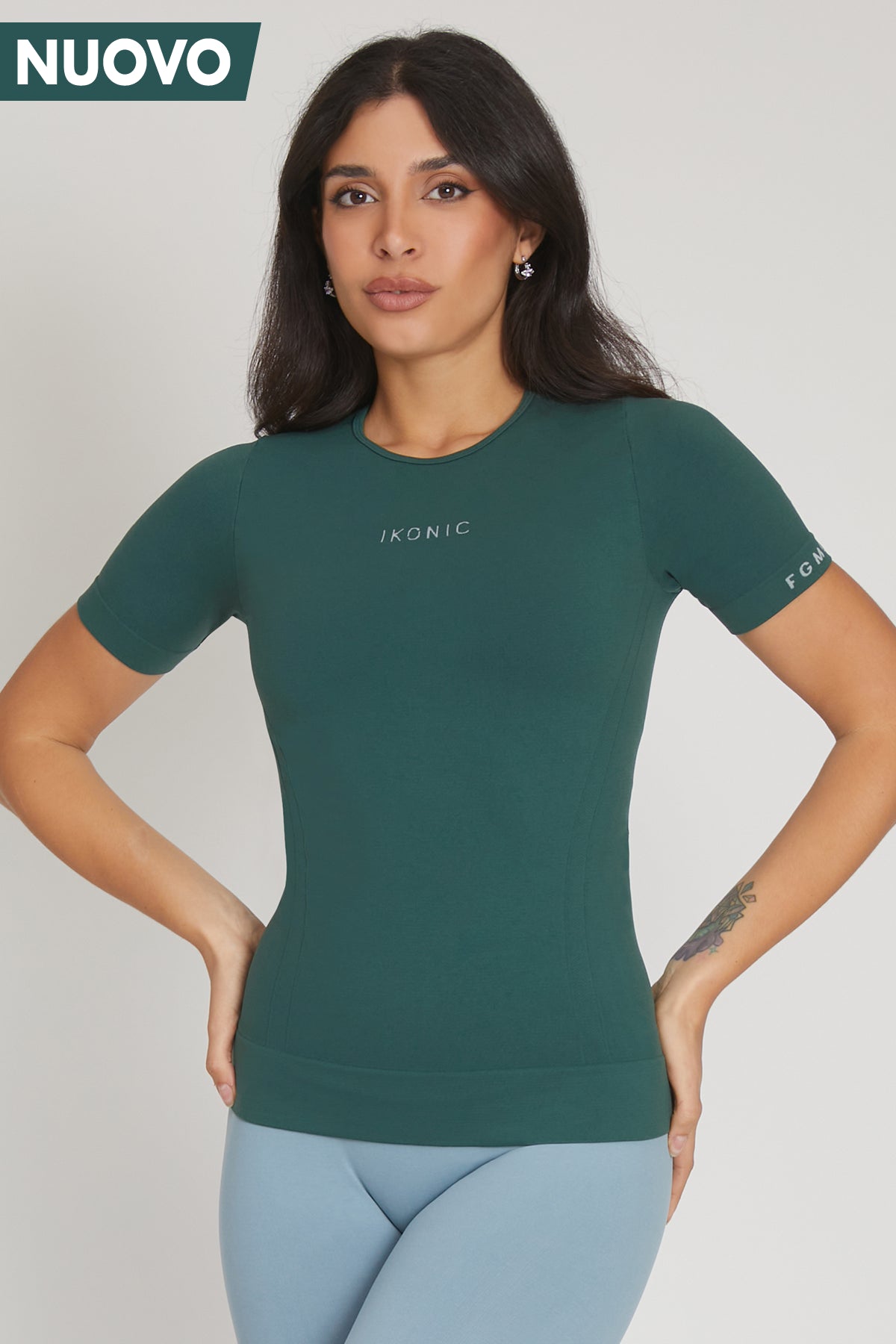 Breathable Yoga Tops for Hot Yoga Classes -Maglia snellente Ikonic Sport Unisex Verde Pino