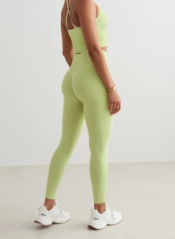 Yoga Pants for Strength and Flexibility Training -Matcha Shape Seamless Tights