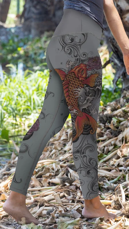 Soft Yoga Pants for Comfort -Mia - Japanese Goldfish - 7/8 Legging (High-Waist) - LIMITED EDITION Soft Yoga Pants for Comfort -Mia - Japanese Goldfish - 7/8 Legging (High-Waist) - LIMITED EDITION