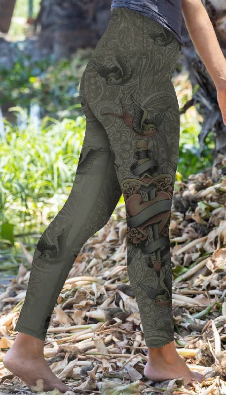 Lightweight Yoga Pants -Mia - Tatto Heart - 7/8 Legging (High-Waist) - LIMITED EDITION Lightweight Yoga Pants -Mia - Tatto Heart - 7/8 Legging (High-Waist) - LIMITED EDITION