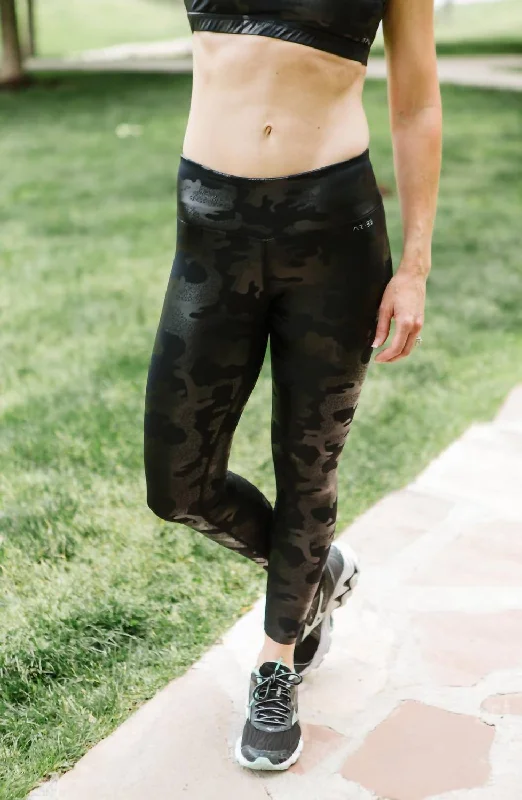 Yoga Shorts for Active Training -Mid Rise Legging In Black Camo