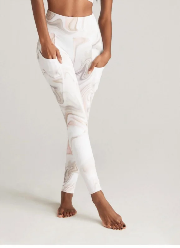 Yoga Shorts for Comfort and Stability -Milian Ankle In Liquid Dreams