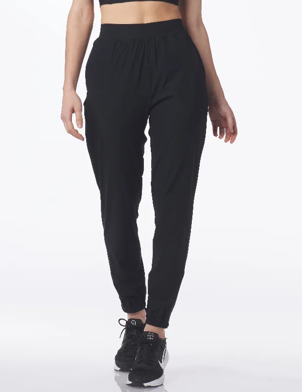Best Leggings for Yoga Practice -Motion Jogger: Black