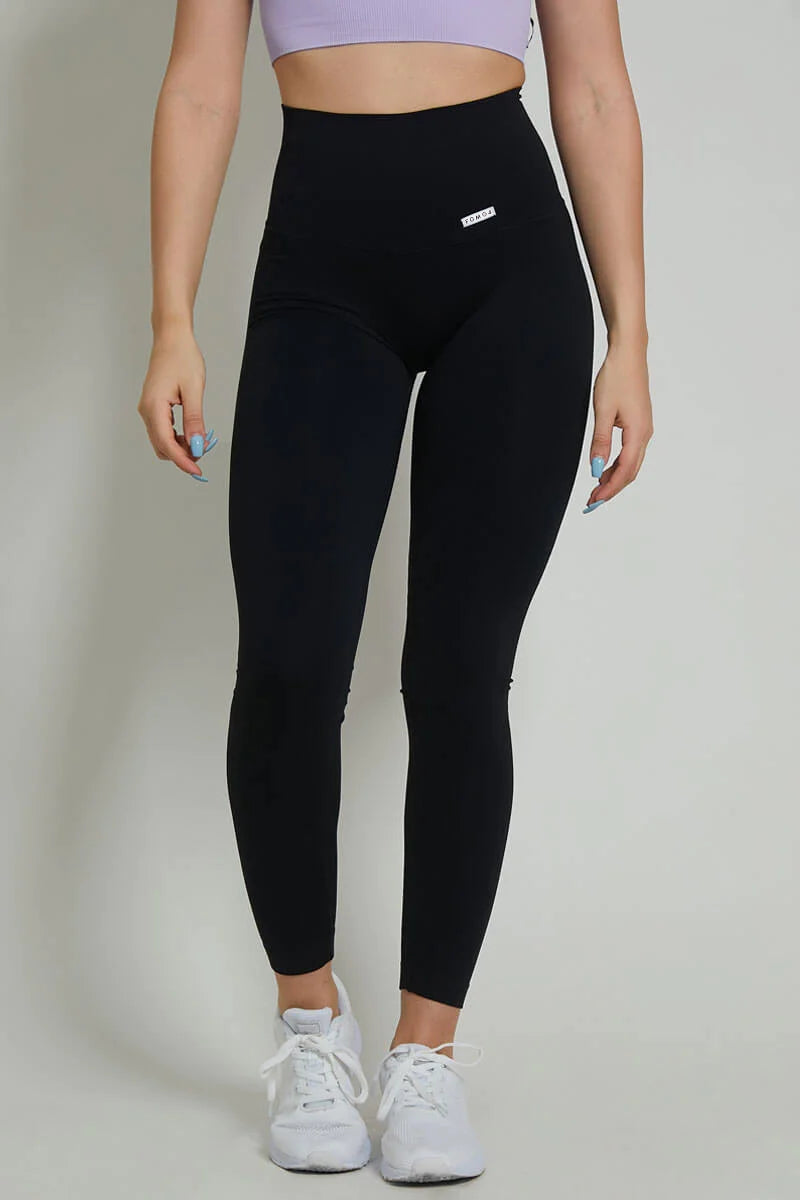 Yoga Shorts for Everyday Use -Nikita All-Up Nero Liquirizia