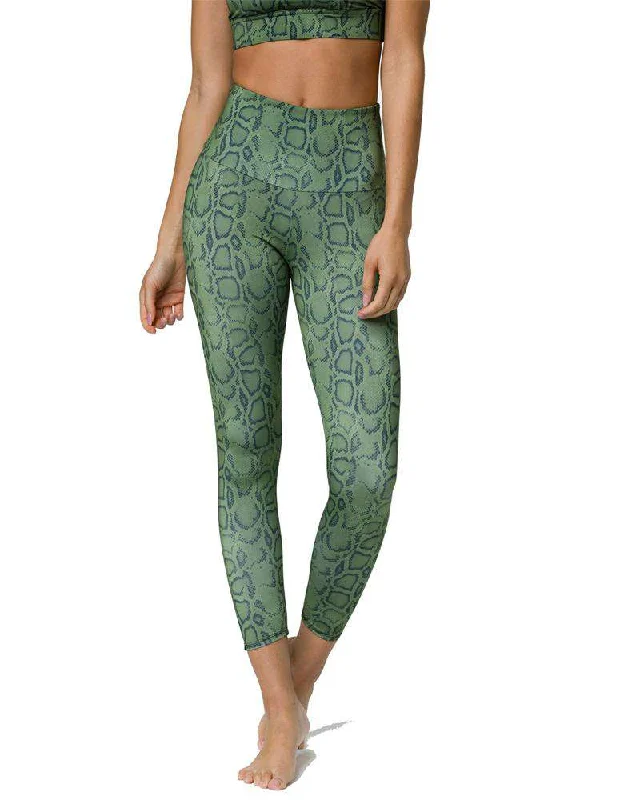 Yoga Pants with Anti-Chafing Features -High Basic Midi Legging