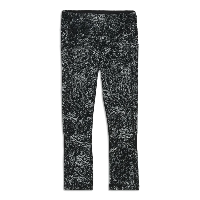 Yoga Pants for Daily Movement -Pace Rival Mid-Rise Crop 22” - Resale