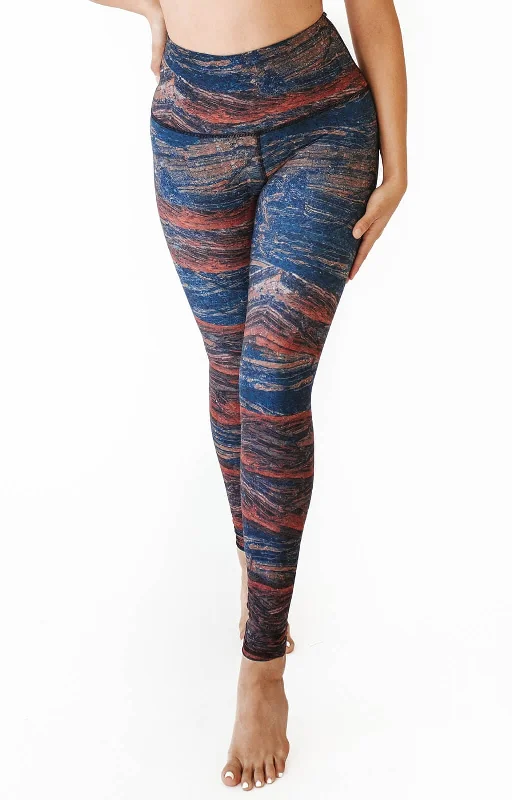 Stylish Black Yoga Pants -Pedra Printed Yoga Leggings