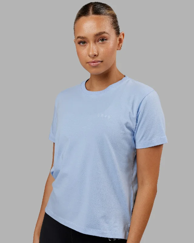 Seamless Yoga Tops for Maximum Comfort -Deluxe PimaFLX Tee - Windsurfer