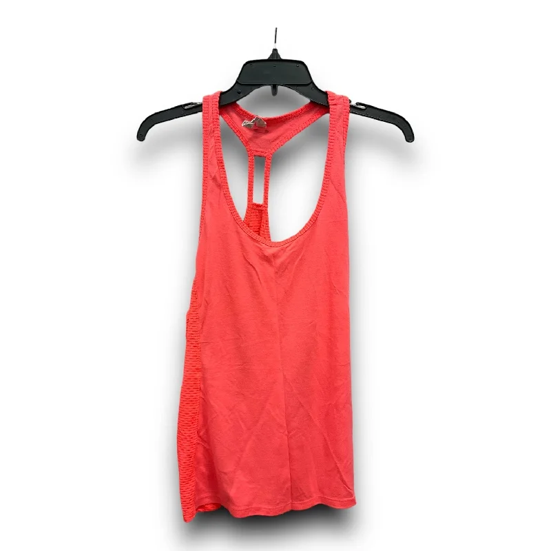 Stretchable Yoga Tops for Maximum Flexibility -Pink Athletic Tank Top Under Armour, Size L