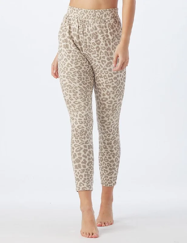 Lightweight Yoga Pants for Easy Movement -Powder Jogger: Oatmilk Leopard