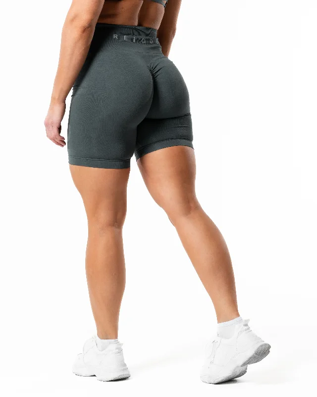 High-Waisted Yoga Shorts for Support -Prime Scrunch Shorts - Moss Green