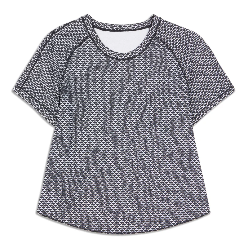 Yoga Tops with Customizable Fit for Every Body -Quick Pace Short Sleeve Shirt - Resale