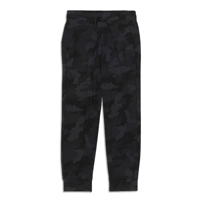 High-Waisted Yoga Pants for Comfort and Fit -Ready To High-Rise Cropped Jogger - Resale High-Waisted Yoga Pants for Comfort and Fit -Ready To High-Rise Cropped Jogger - Resale