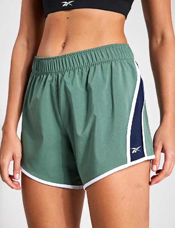 Soft Yoga Shorts for Total Comfort -ID Train Woven Shorts - Escape Green
