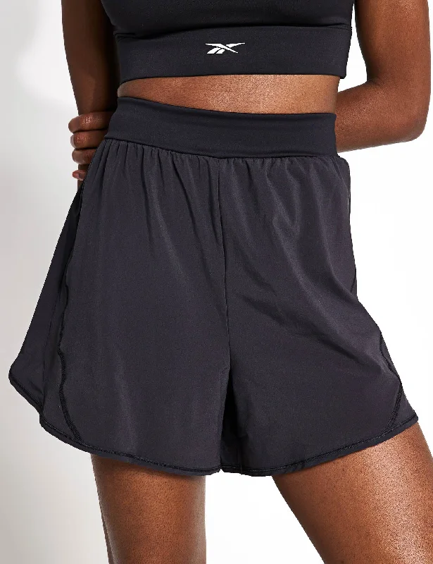 Yoga Shorts for Better Endurance -Lux Woven Short - Black