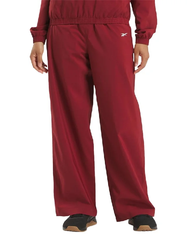 Yoga Shorts for Easy Movements and Flexibility -Reebok Train Woven Pant
