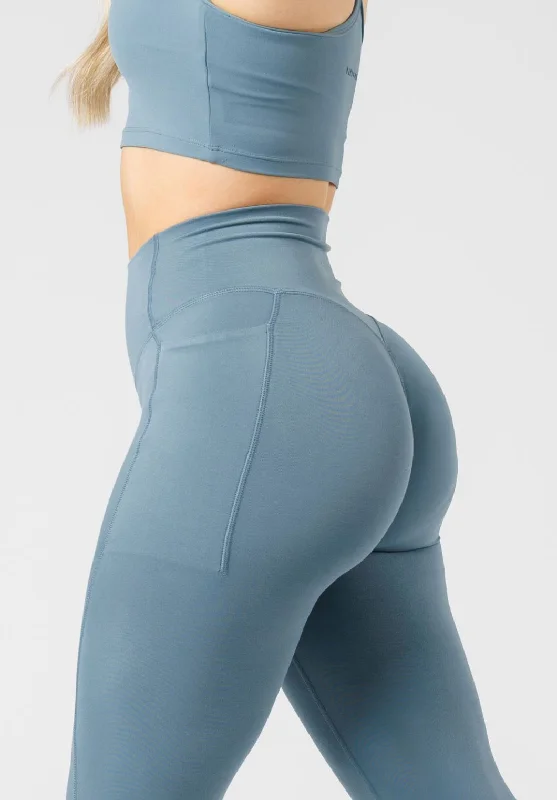 Yoga Pants for Stability and Strength -Reluna Original Sculptseam® Plus Pocket Legging Slate