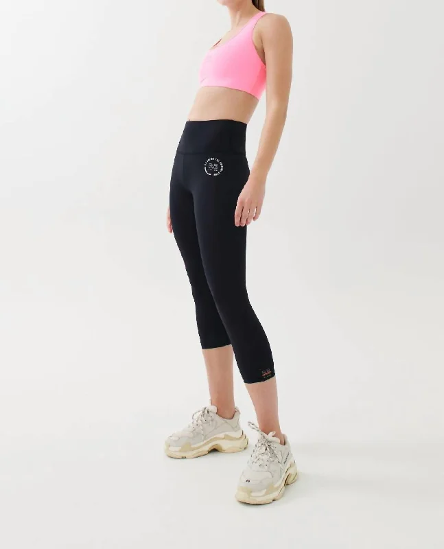 Lightweight Yoga Shorts for Comfortable Movement -Run About Legging In Black