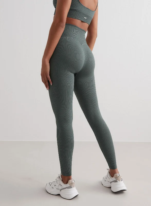 Premium Yoga Pants for Movement -Sage Ribbed Seamless Tights