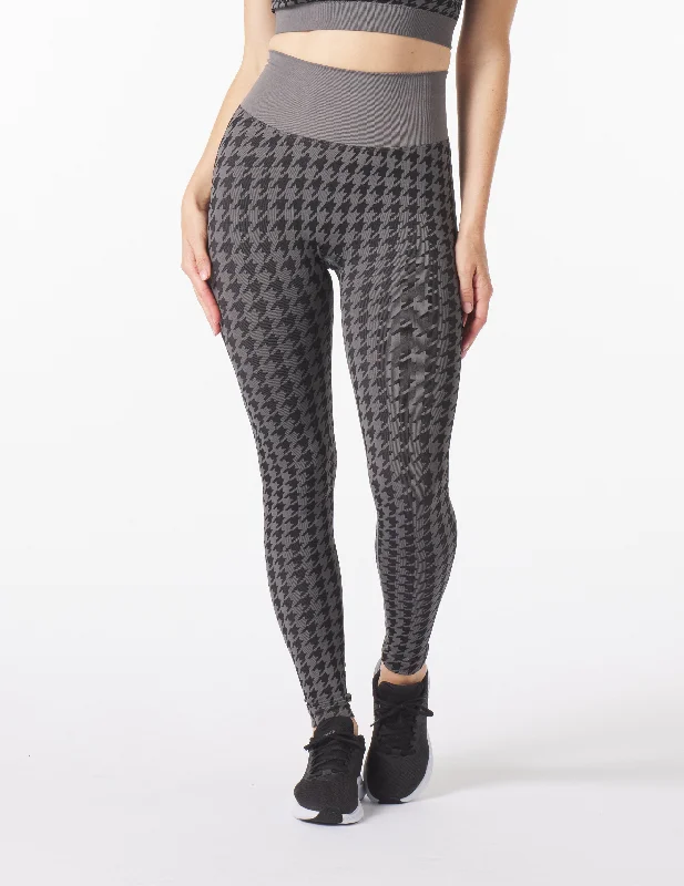 Supportive High-Waisted Yoga Pants -Seamless Houndstooth Jacquard Legging: Black/Carbon Supportive High-Waisted Yoga Pants -Seamless Houndstooth Jacquard Legging: Black/Carbon
