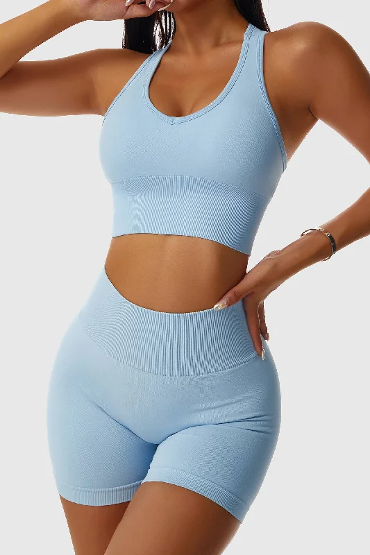 Yoga Bar for Mind-Body Connection -Seamless Scoop Neckline Racerback Sports Bra
