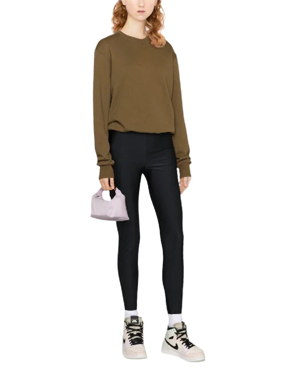 Yoga Shorts for Better Flexibility -Seasonal Leggings In Black