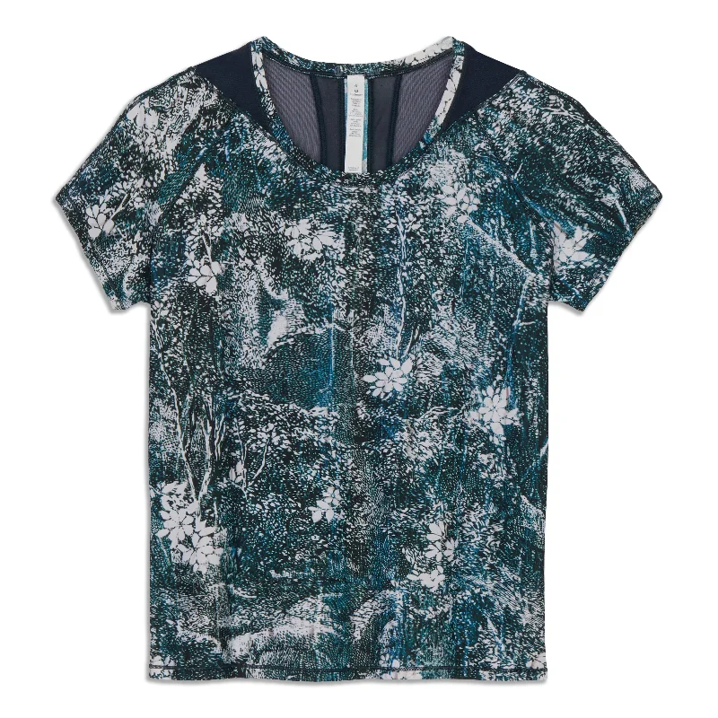 Yoga Tops for Active Lifestyles -Seek The Heat Short Sleeve Shirt - Resale