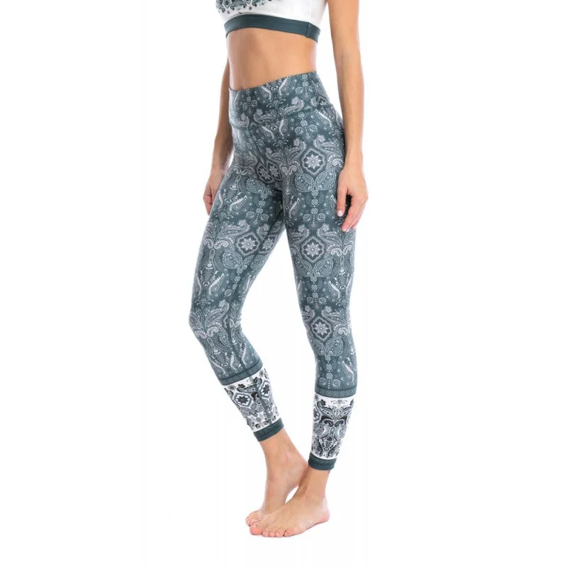 Yoga Pants for Deep Poses -Shambhala Barcelona - Cashi Leggings