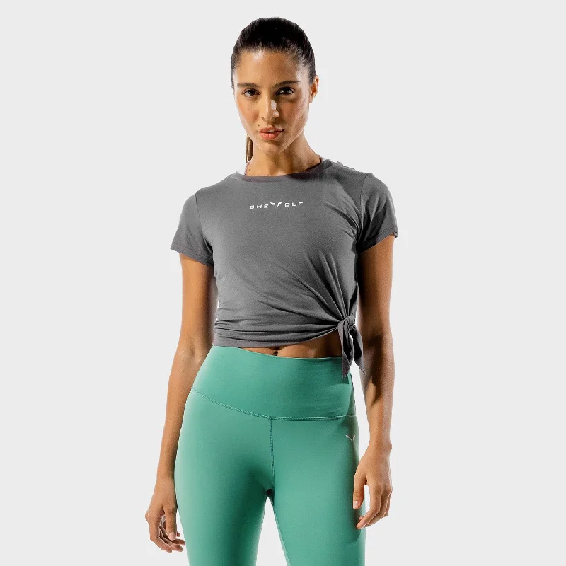 Yoga Tops for Breathability and Comfort -She-Wolf Crop Top - Charcoal