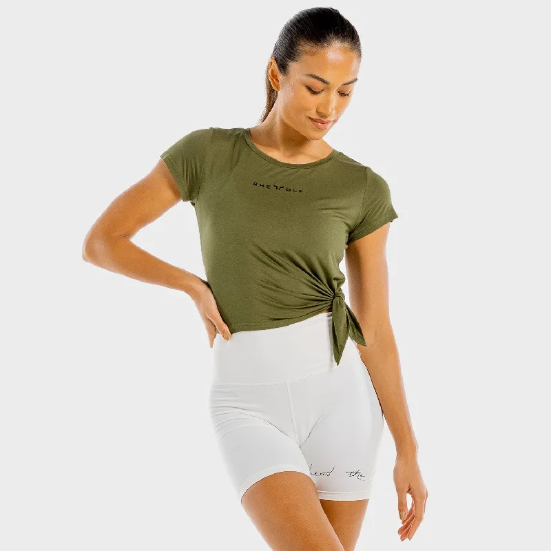 Yoga Tops for Comfort and Endurance -She-Wolf Crop Top - Olive